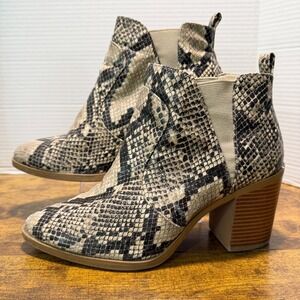 Altard State Brynn Snakeskin Ankle Booties Faux Leather Block Heel Boots Edgy